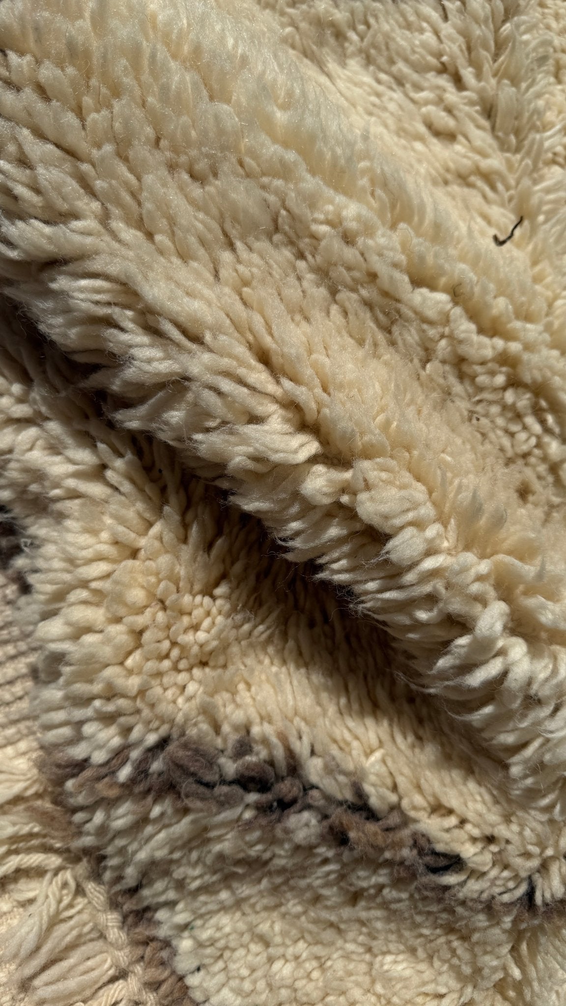 Beni Ouarain Moroccan Rug - Cream/Brown - 185cm x 154cm - Rohi Threads