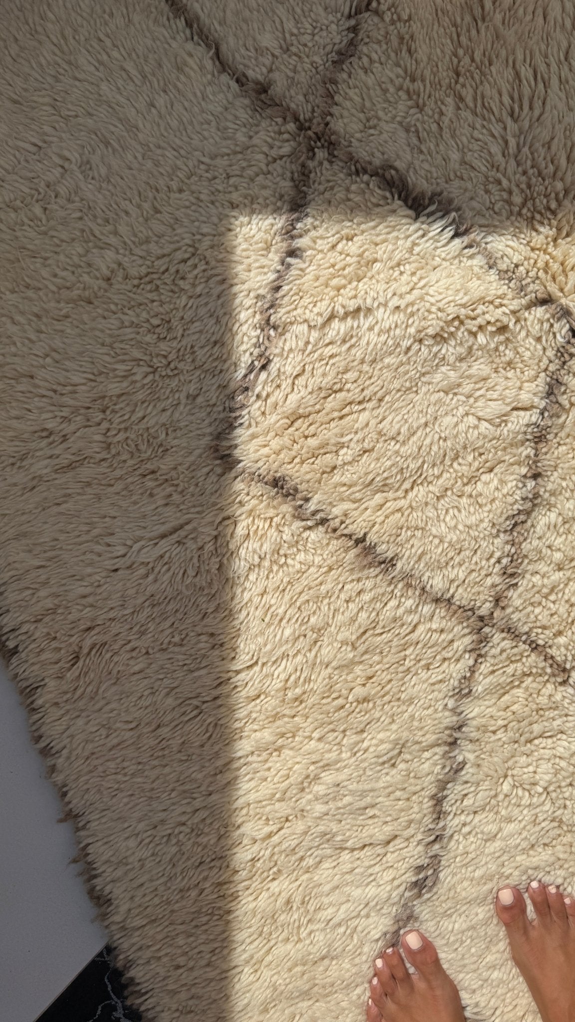 Beni Ouarain Moroccan Rug - Cream/Brown - 185cm x 154cm - Rohi Threads