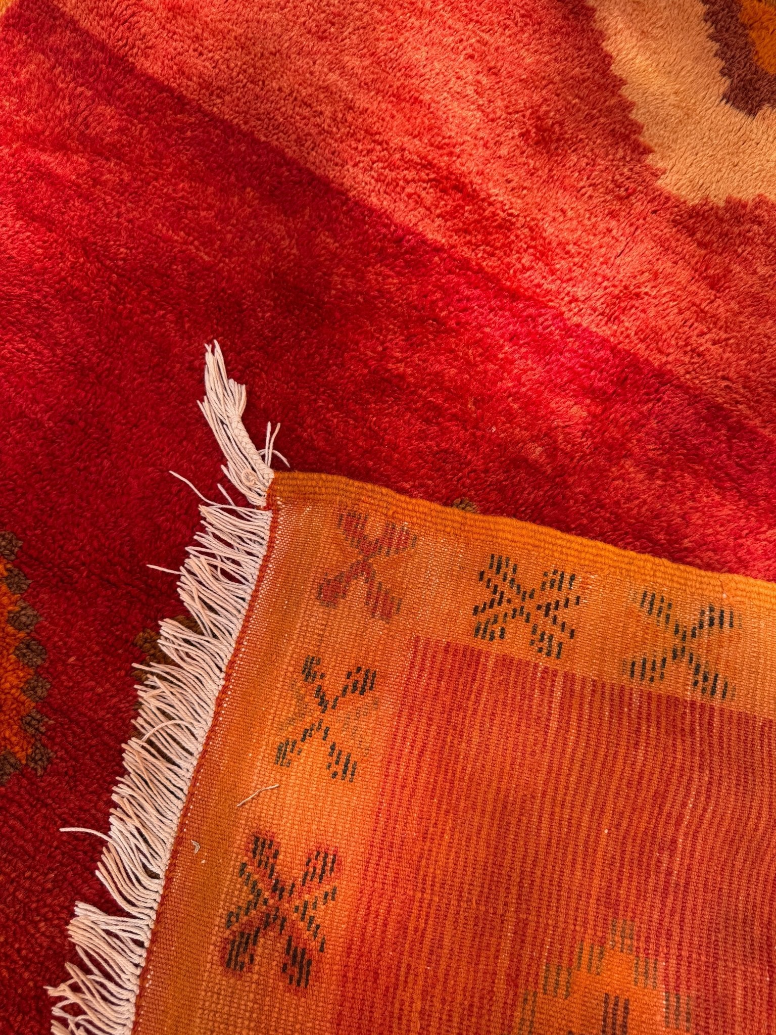 Taznakht Vintage Moroccan Rug - Red - 226cm x 133cm - Rohi Threads