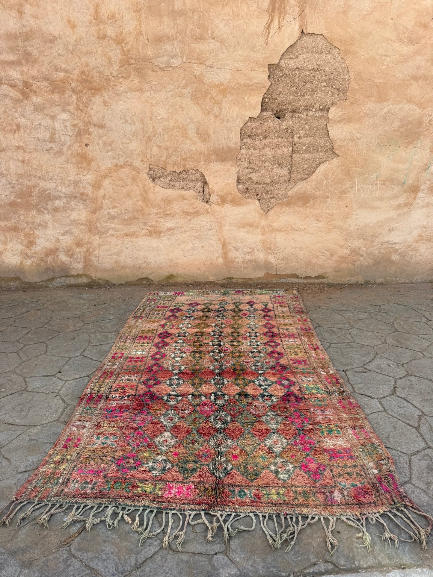 Vintage Morocan Boujaad Rug - 296cm x 175cm - Rohi Threads