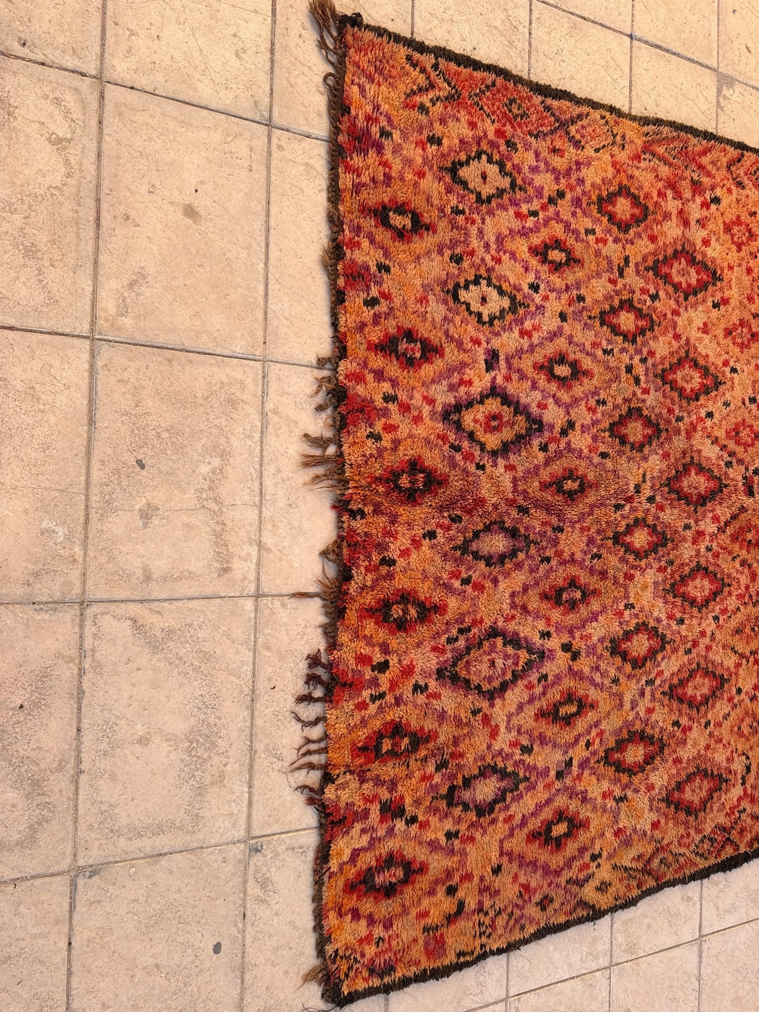 Vintage Moroccan Alajb Beni Mtir Rug - 330cm x 256cm - Rohi Threads