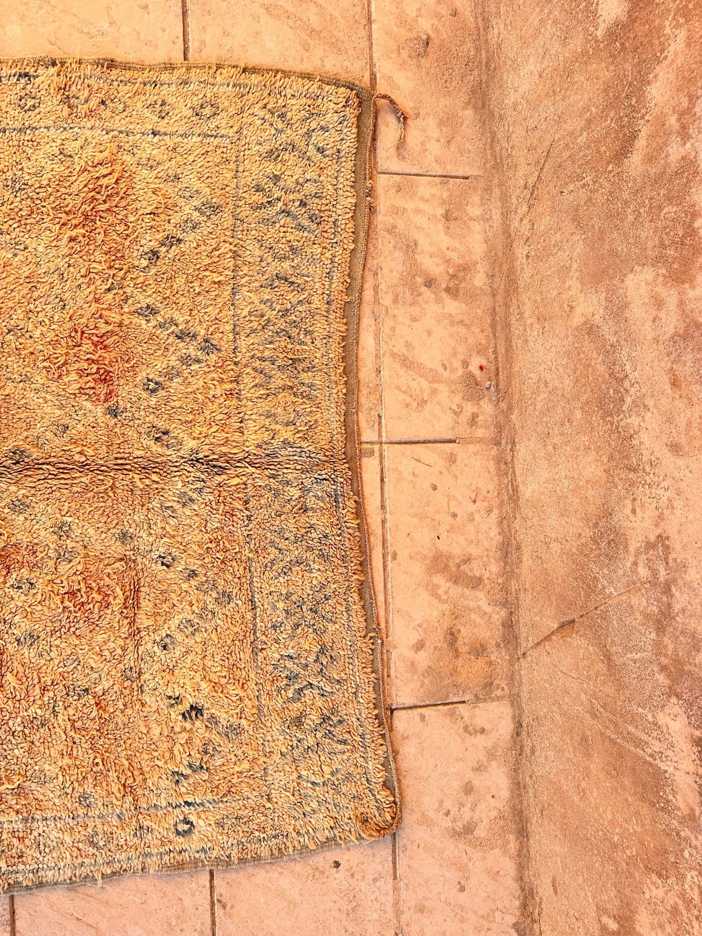 Vintage Moroccan Beni Mguild Rug - 244cm x 170cm - Rohi Threads