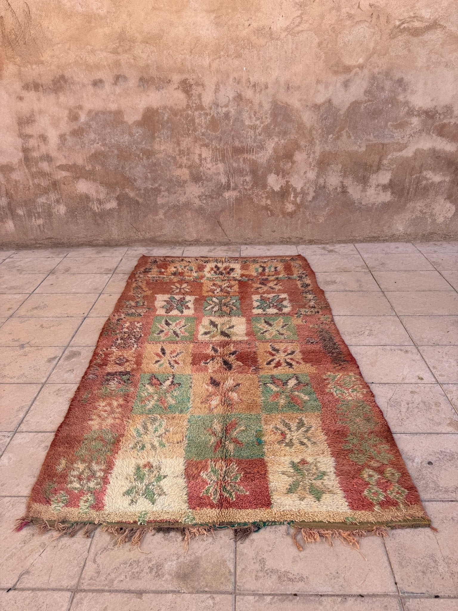 Vintage Moroccan Boujaad Rug - 290cm x 175cm - Rohi Threads
