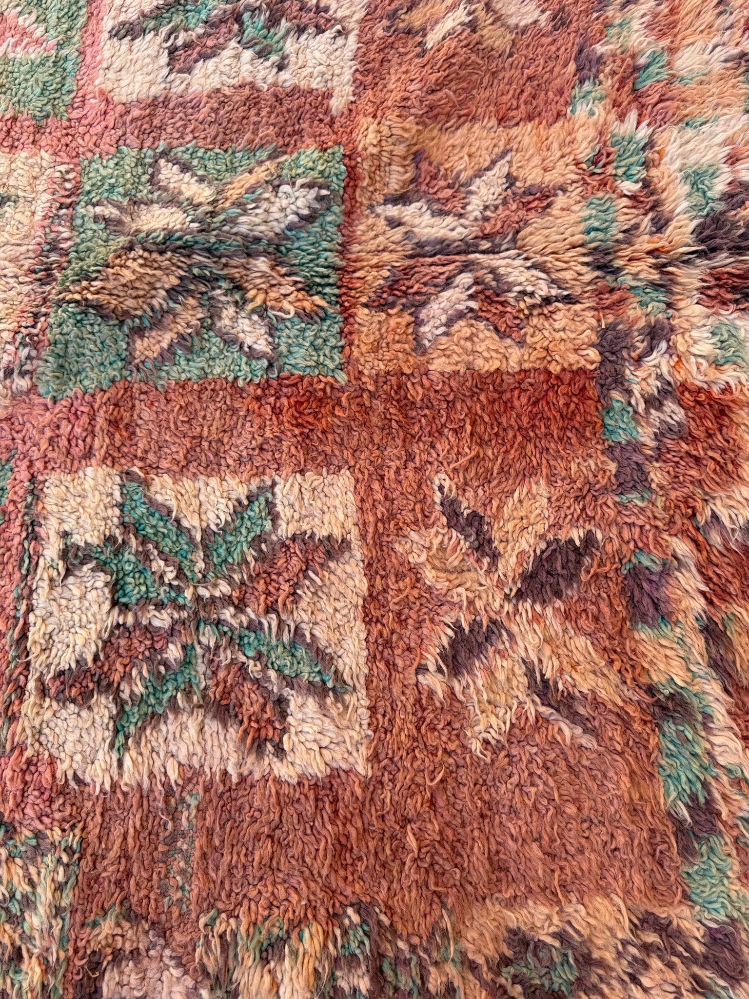 Vintage Moroccan Boujaad Rug - 290cm x 175cm - Rohi Threads