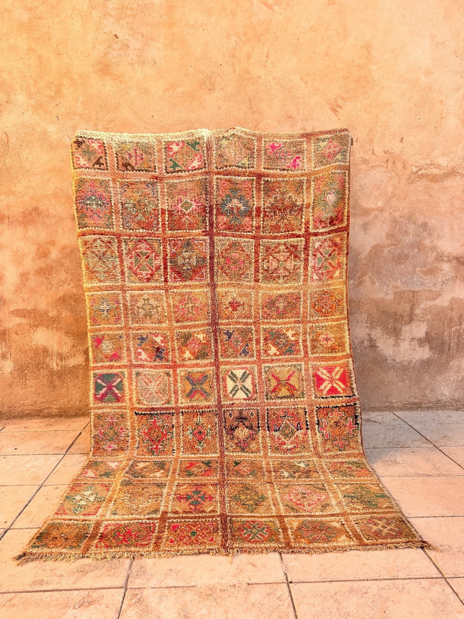 Vintage Moroccan Boujaad Rug - 292cm x 170cm - Rohi Threads