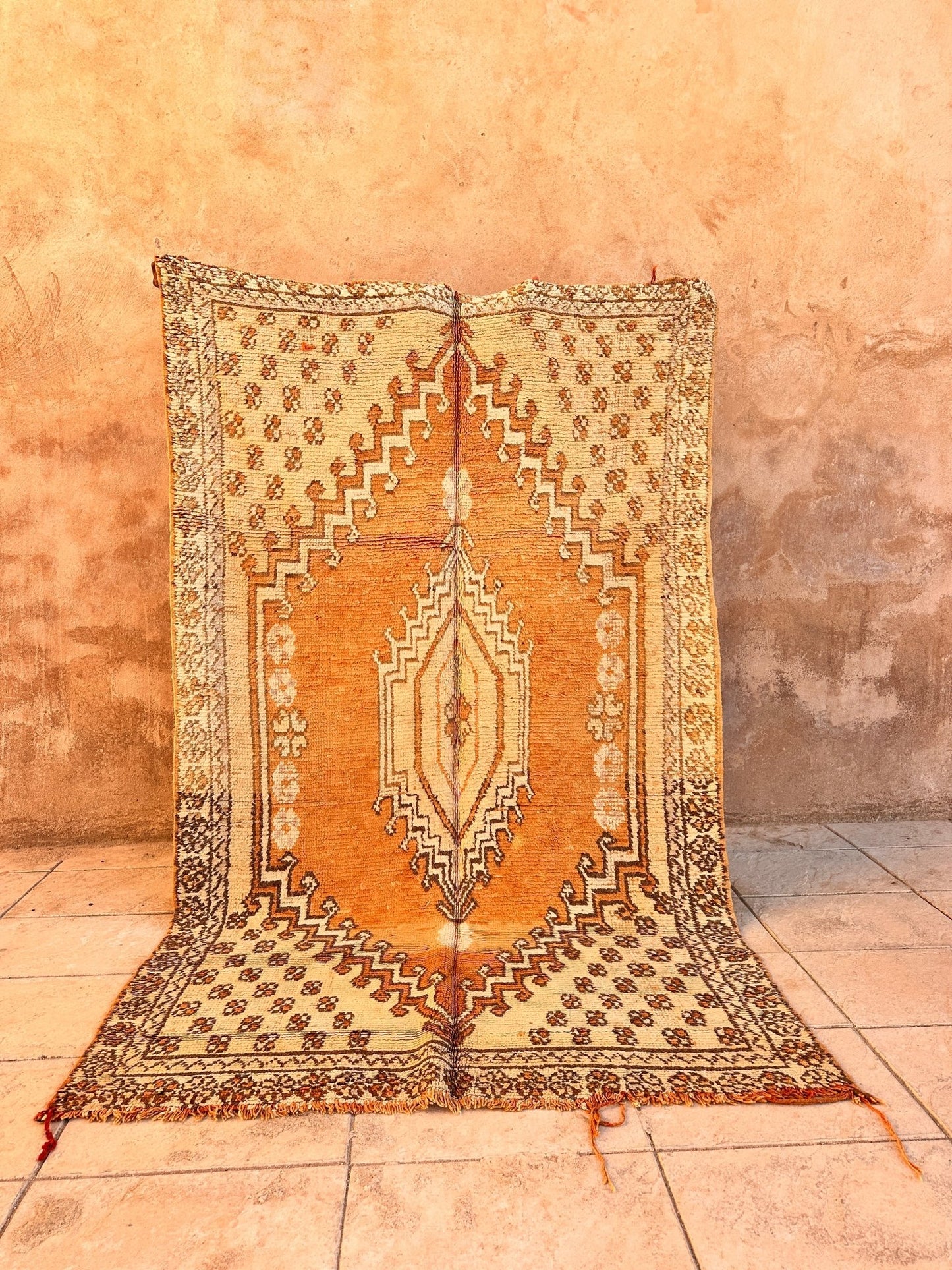 Vintage Moroccan Boujaad Rug - 294cm x 180cm - Rohi Threads