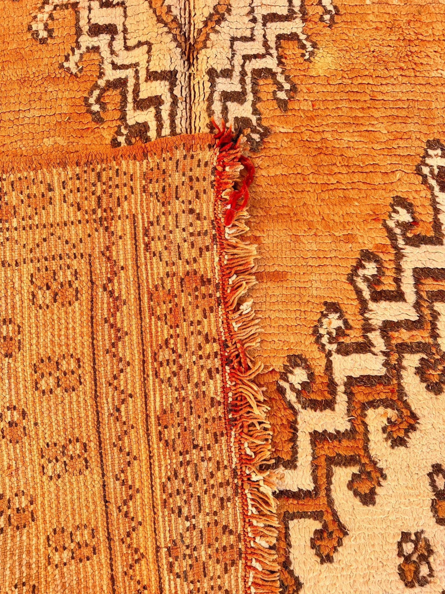 Vintage Moroccan Boujaad Rug - 294cm x 180cm - Rohi Threads