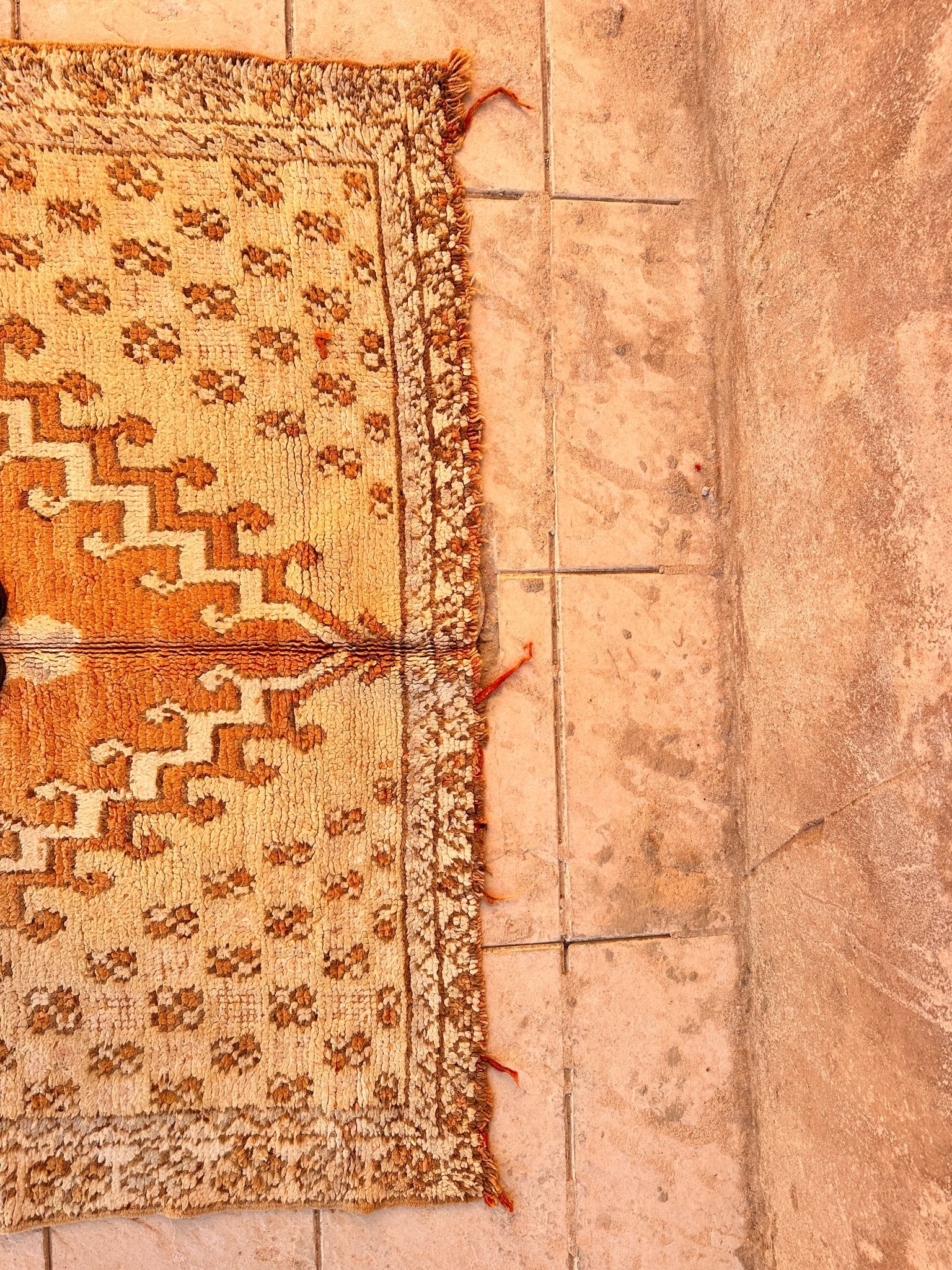 Vintage Moroccan Boujaad Rug - 294cm x 180cm - Rohi Threads