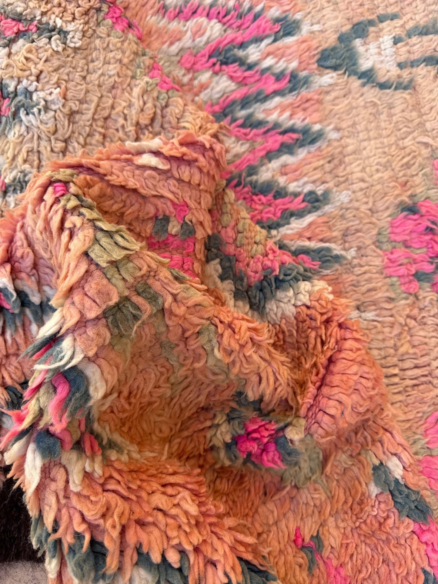 Vintage Moroccan Boujaad Rug - 300cm x 167cm - Rohi Threads