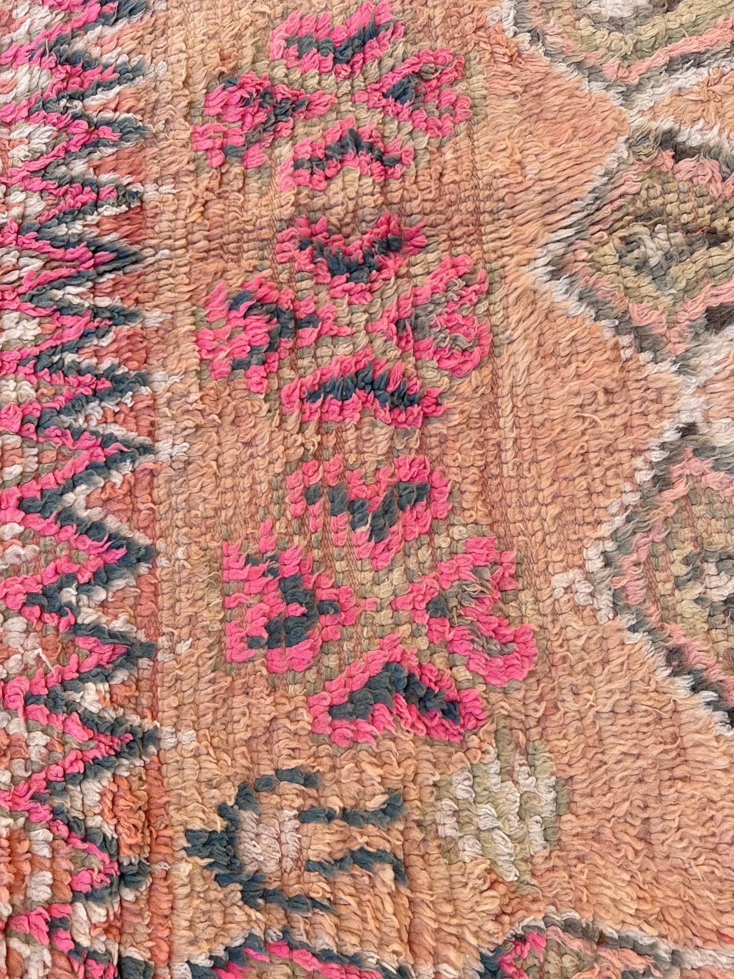 Vintage Moroccan Boujaad Rug - 300cm x 167cm - Rohi Threads