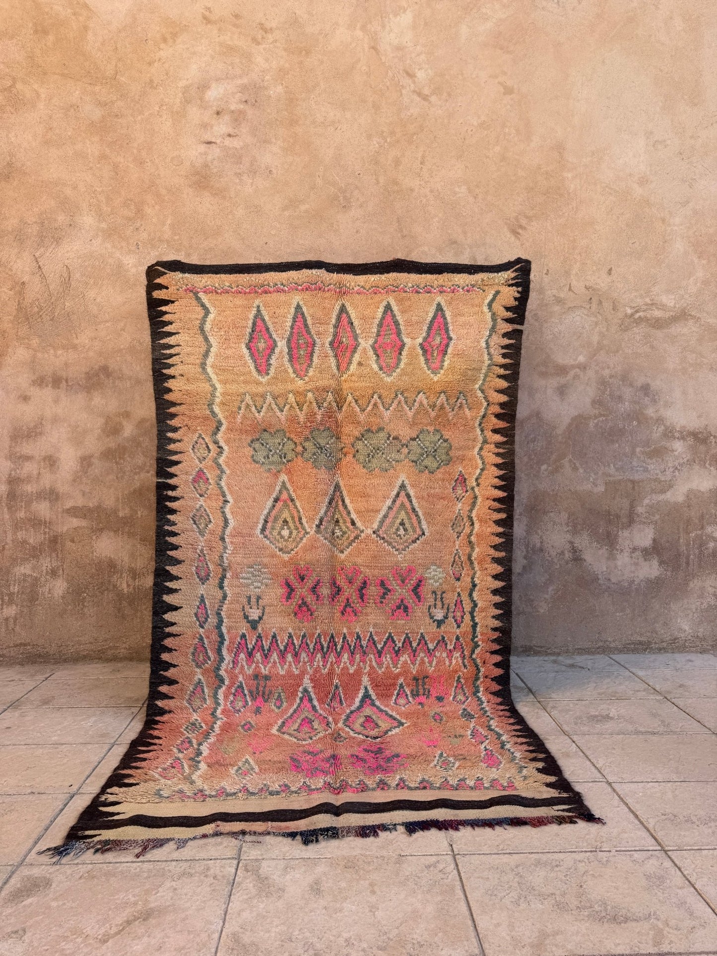 Vintage Moroccan Boujaad Rug - 300cm x 167cm - Rohi Threads