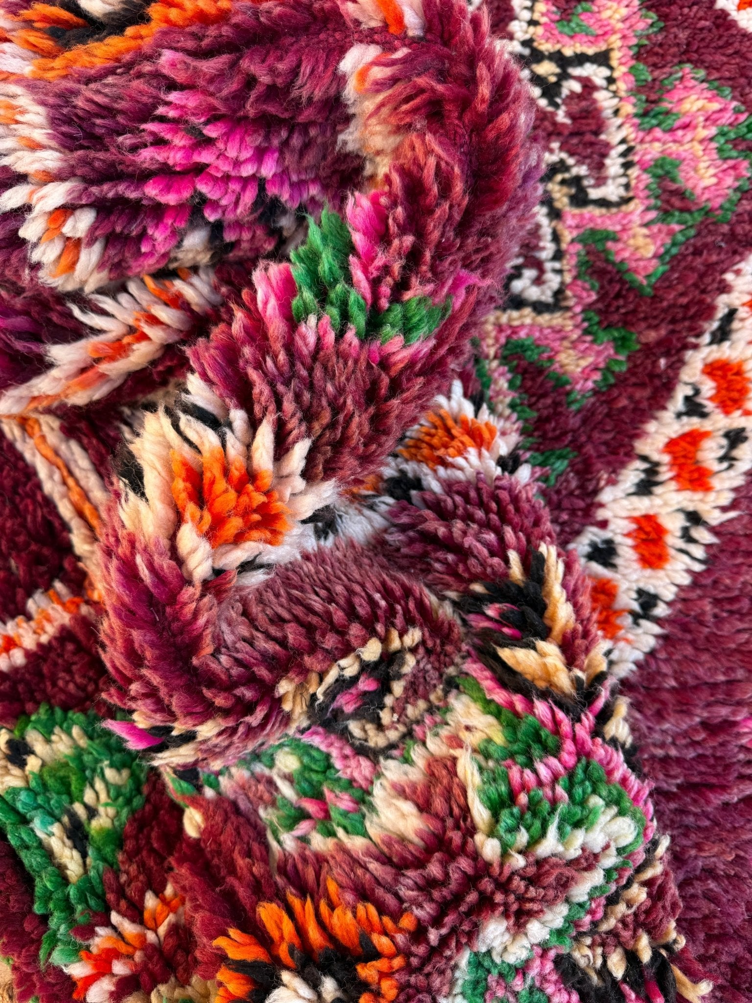 Vintage Moroccan Boujaad Rug - 315cm x 193cm - Rohi Threads