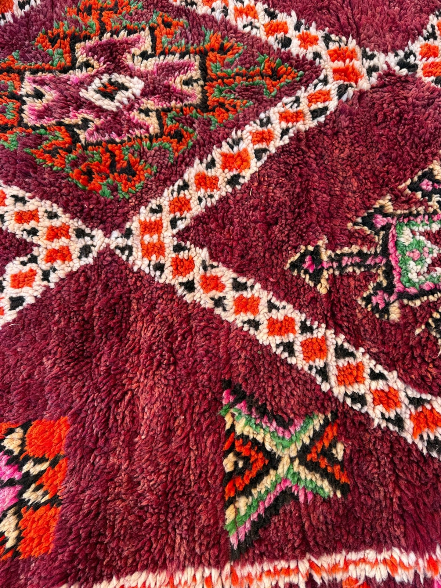 Vintage Moroccan Boujaad Rug - 315cm x 193cm - Rohi Threads