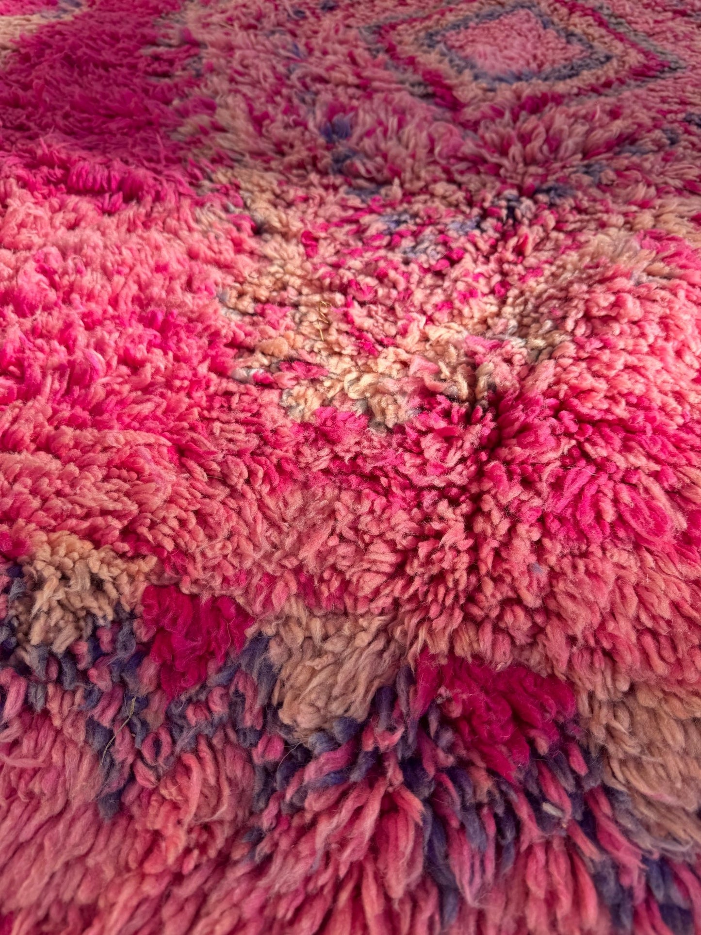 Vintage Moroccan Boujaad Rug - 400cm x 190cm - Rohi Threads