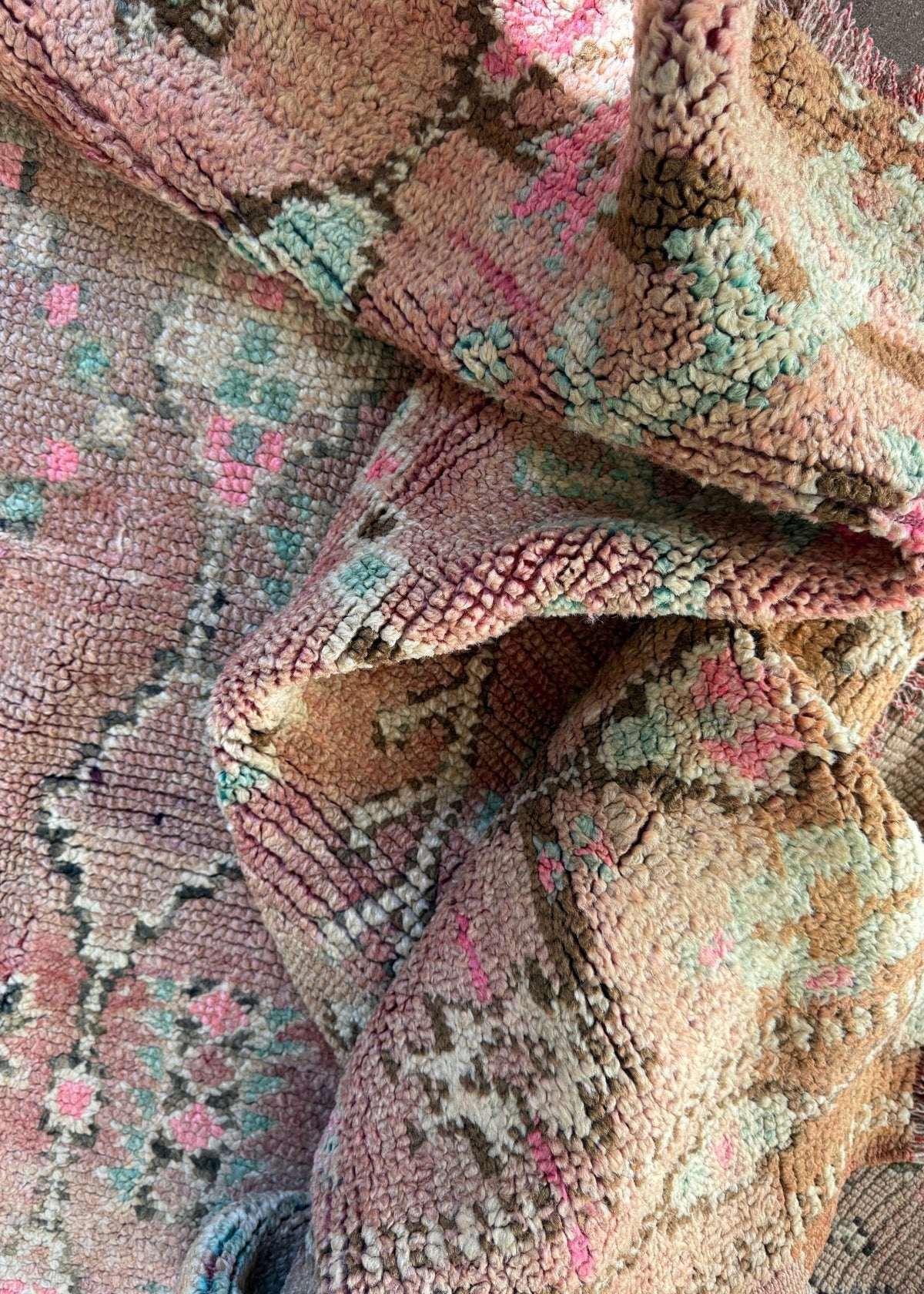 Vintage Moroccan Rug - 220cm x 178cm - Rohi Threads