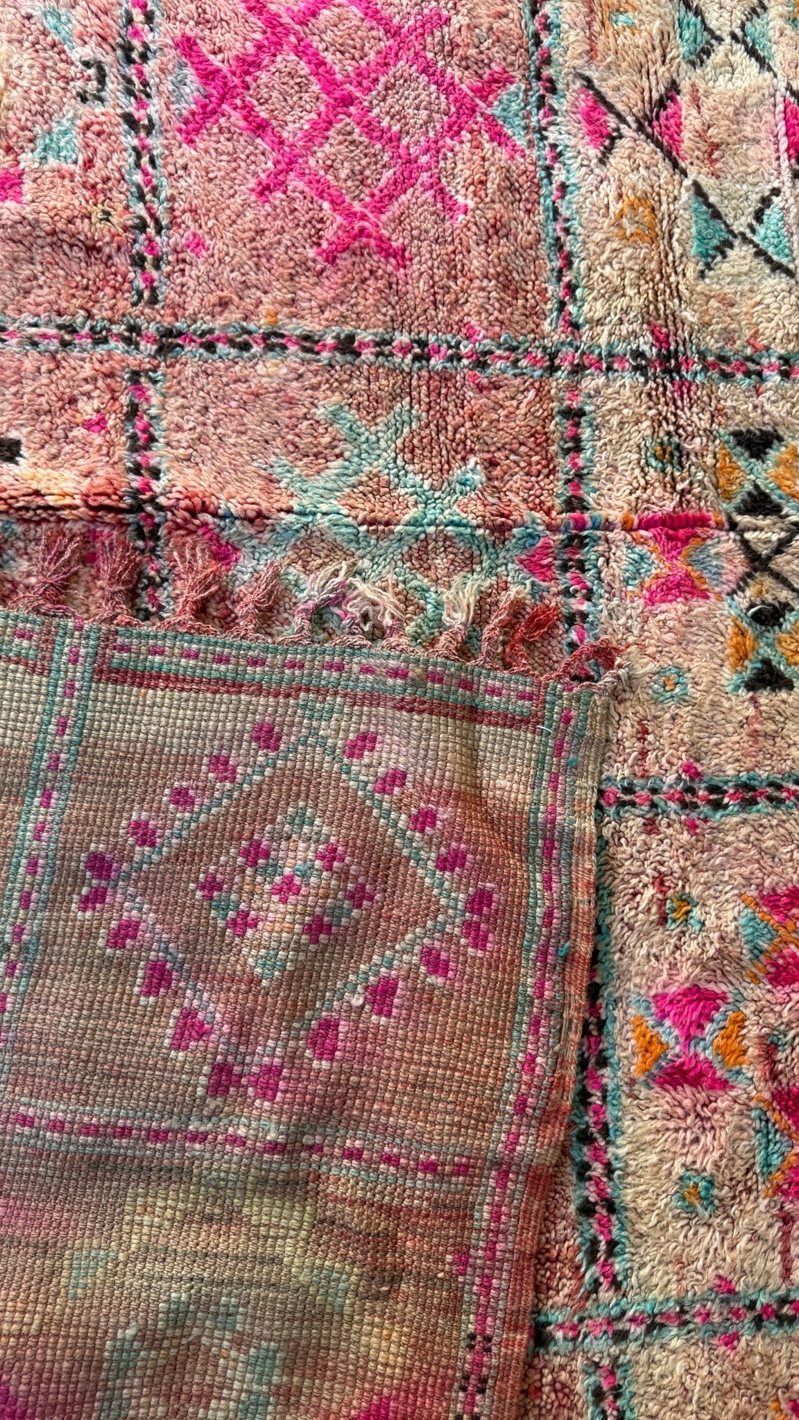 Vintage Moroccan Rug - 280cm x 164cm - Rohi Threads