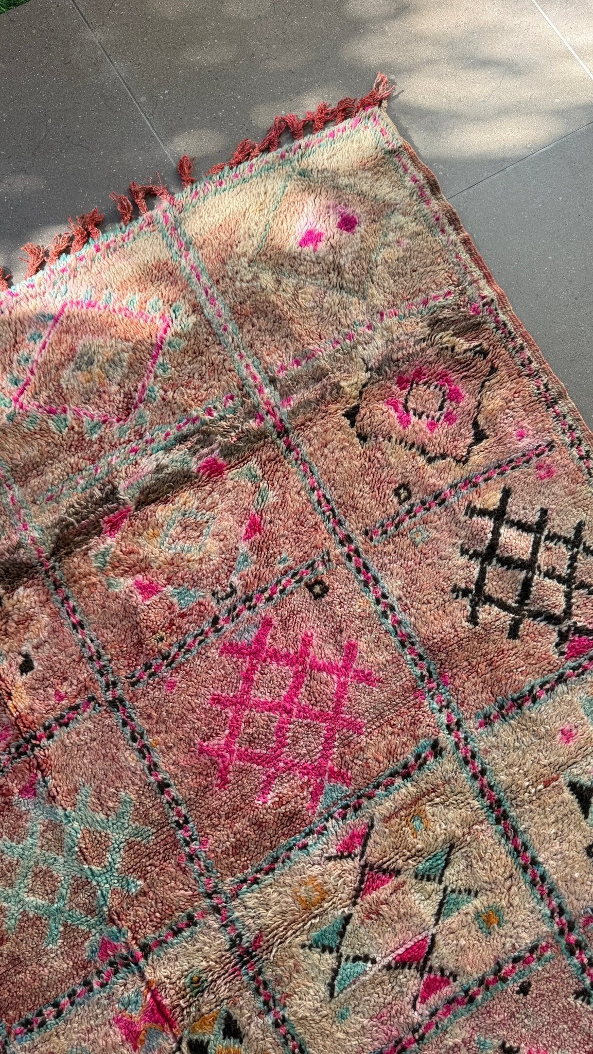 Vintage Moroccan Rug - 280cm x 164cm - Rohi Threads