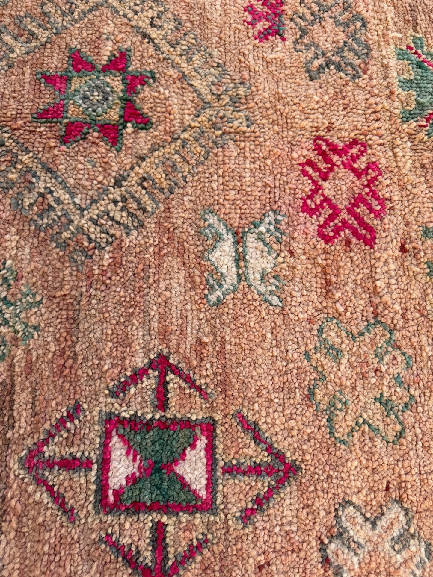 Vintage Moroccan Zemmour Rug - 213cm x 166cm - Rohi Threads