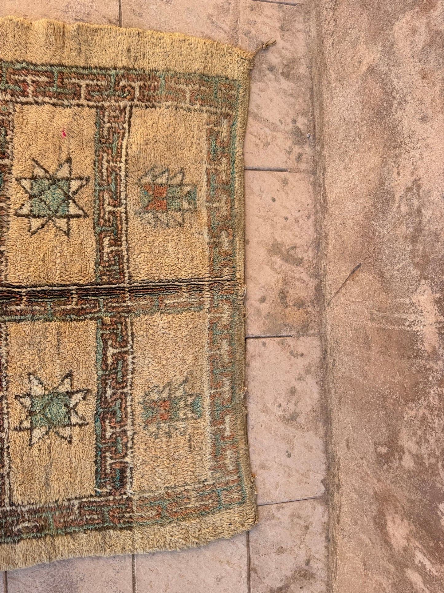 Vintage Moroccan Zemour Rug - 247cm x 174cm - Rohi Threads